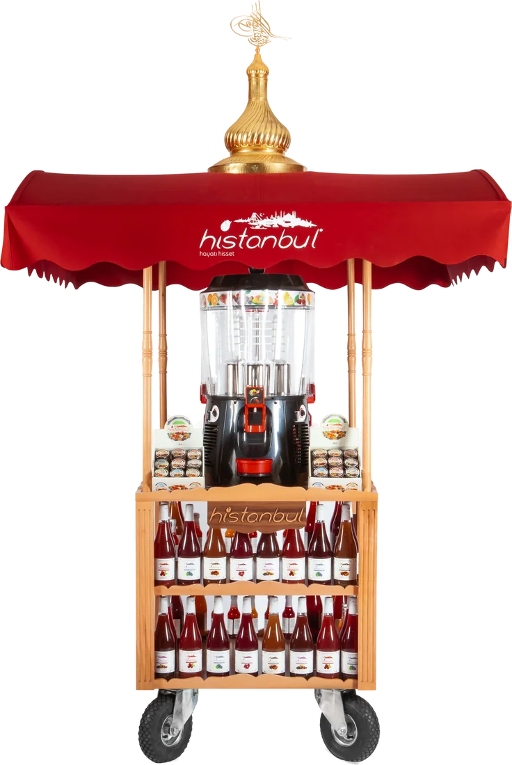 histanbul mobil stand: tuğralı altın kubbe, kırmızı tente, şerbet sebili ve raflarda cam şişeler